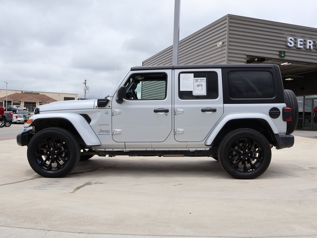 2023 Jeep Wrangler Sahara 4xe photo 2