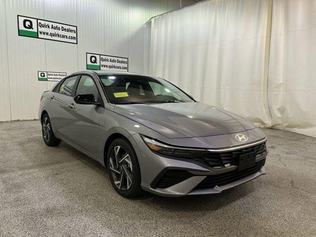 2025 Hyundai Elantra SEL's photo