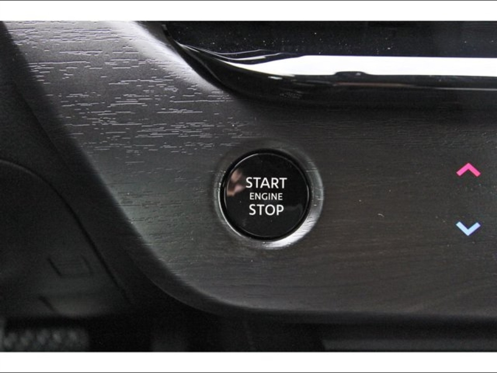 2025 Nissan Murano SV White at Robbins Nissan