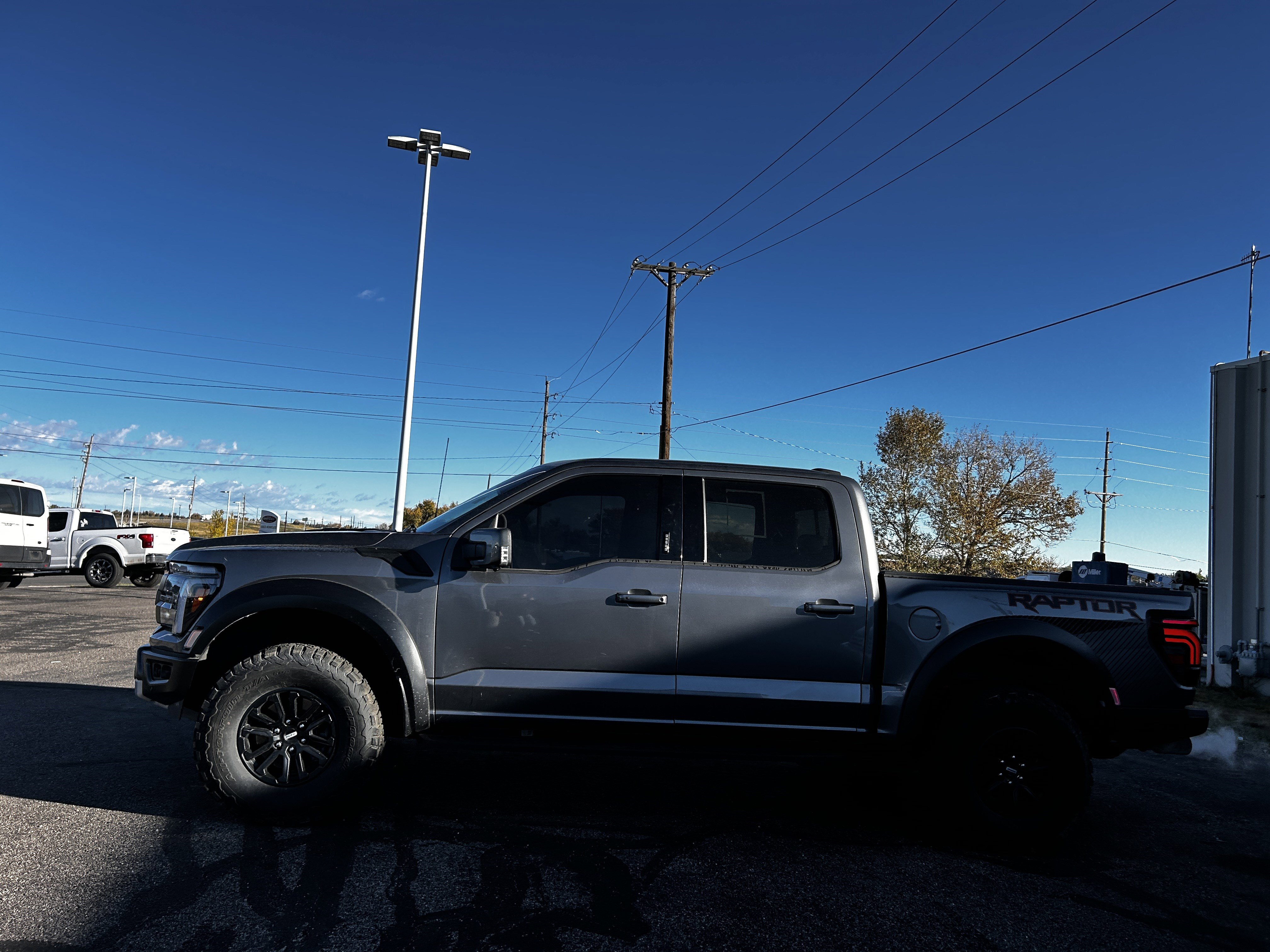 2024 Ford F-150 Raptor photo 2