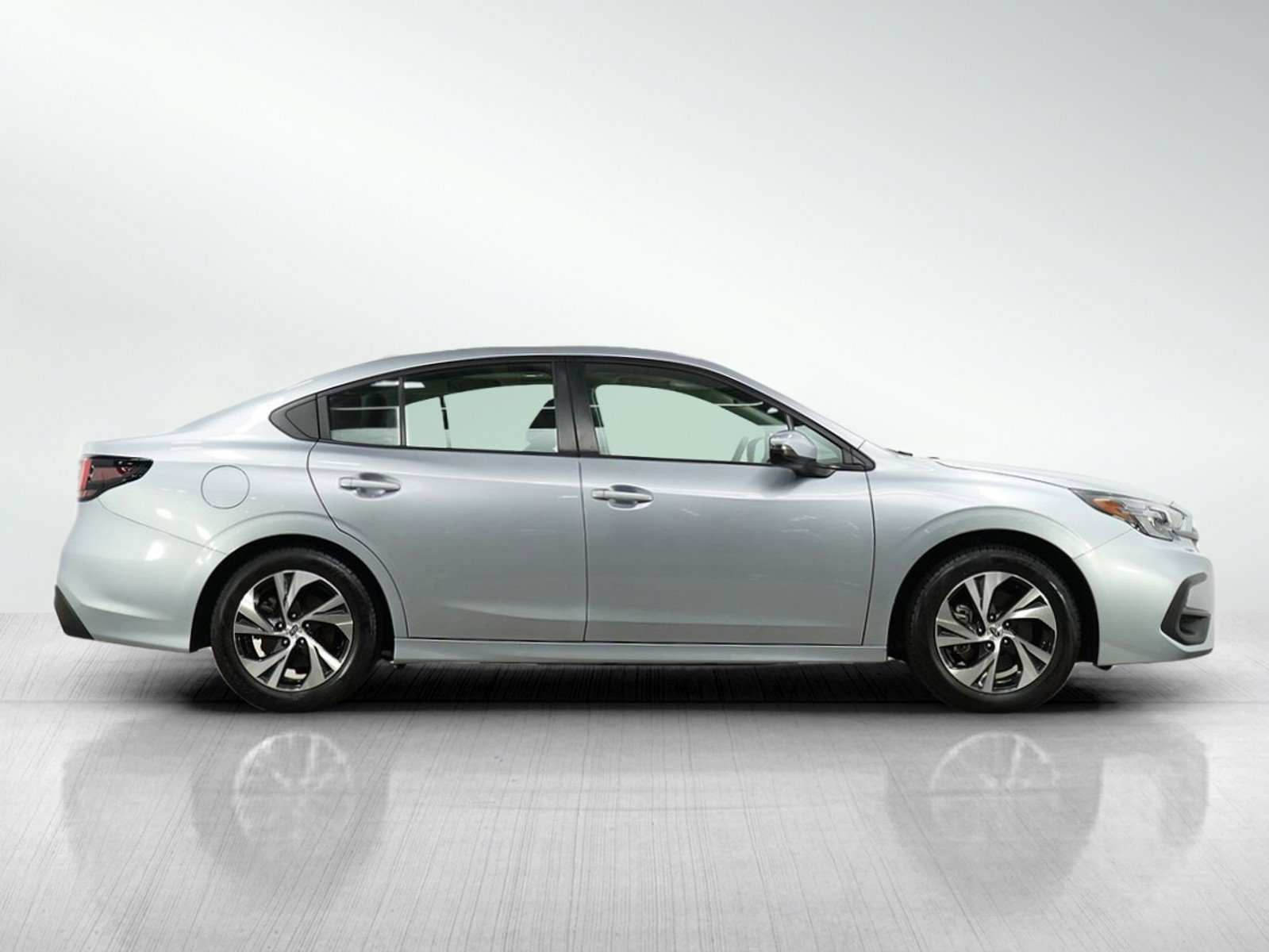 2023 Subaru Legacy Premium photo 4