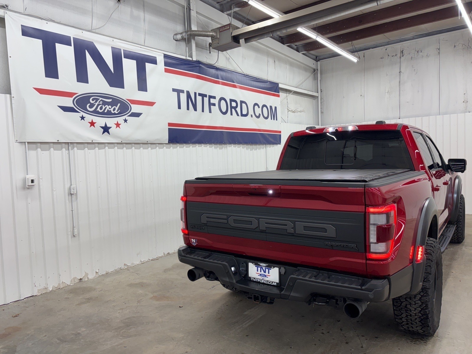 2023 Ford F-150 Raptor photo 5