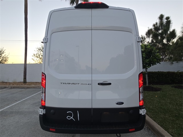 2025 Ford Transit photo 13