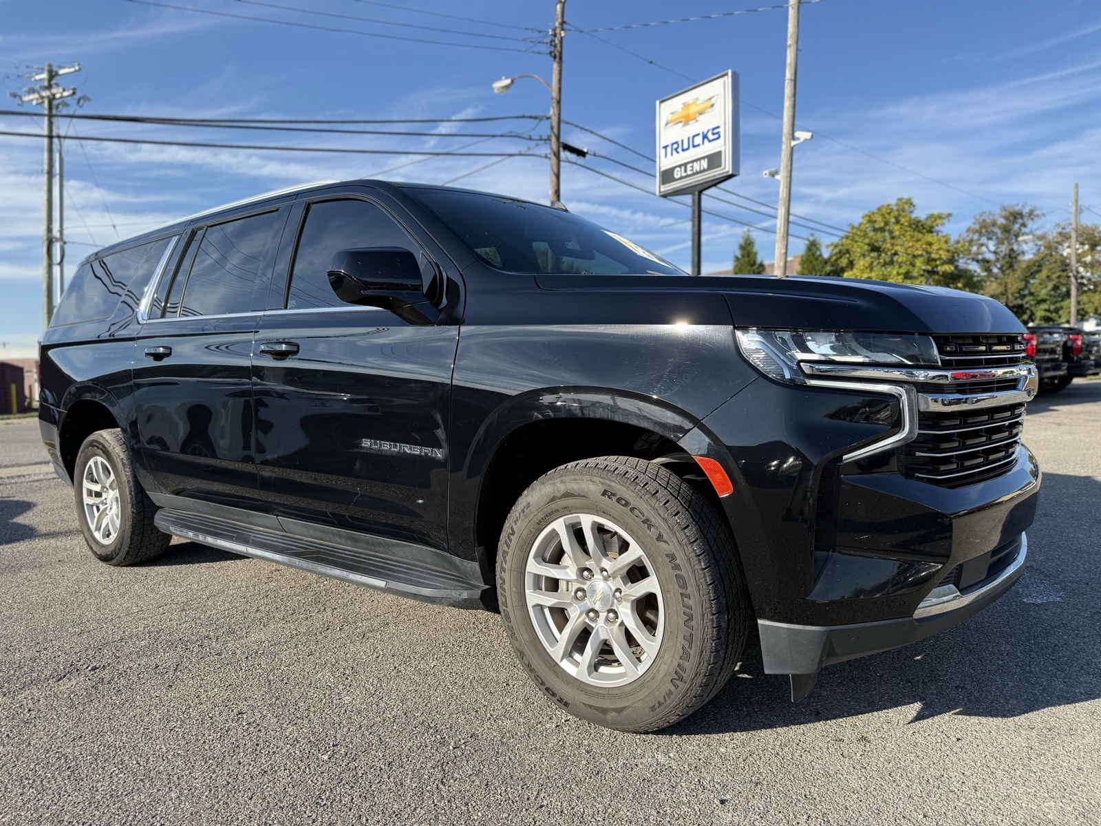 2021 Chevrolet Suburban LT photo 8