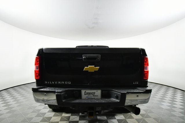 2012 Chevrolet Silverado 3500HD LTZ photo 11