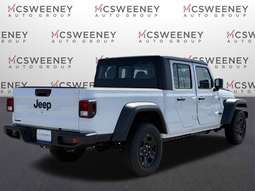 2025 Jeep Gladiator Sport photo 5