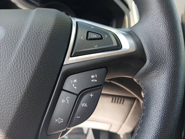 2024 Ford Edge SEL photo 13
