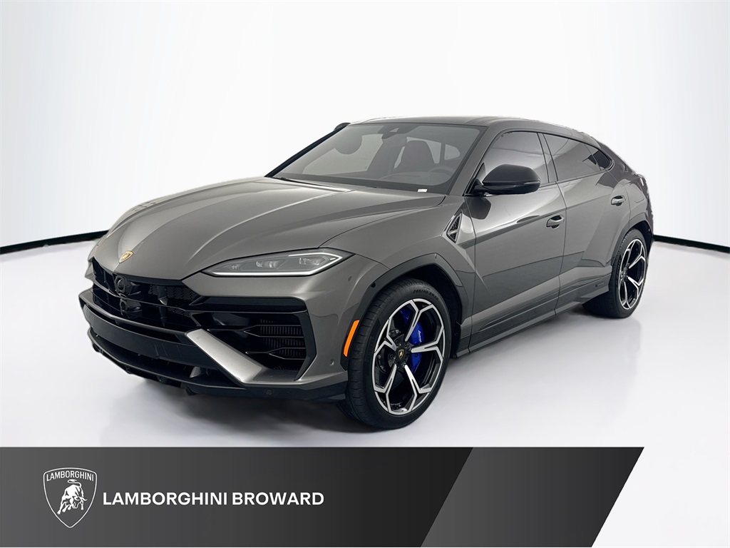 2025 Lamborghini Urus SE's photo