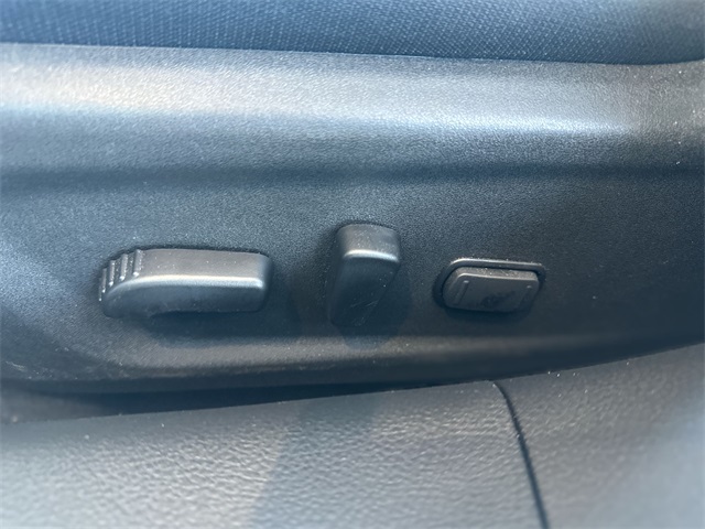 2023 Nissan Altima 2.5 SV photo 13