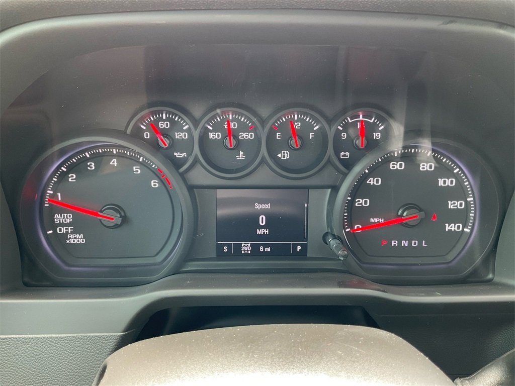 2025 Chevrolet Silverado 1500 Custom photo 18
