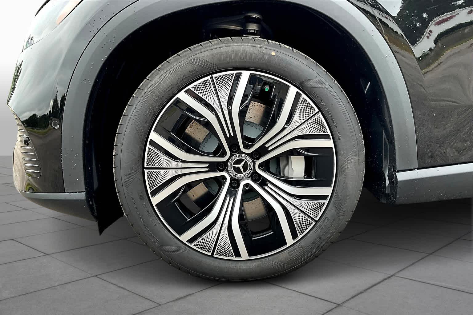2024 Mercedes Benz EQE SUV 350 photo 8