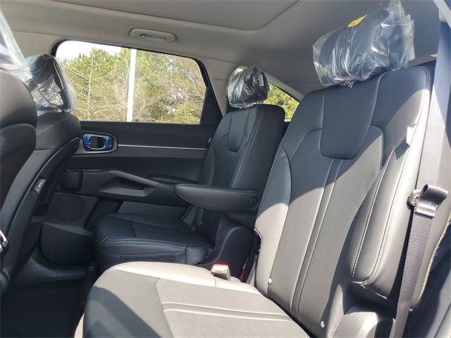 2025 Kia Sorento EX photo 6