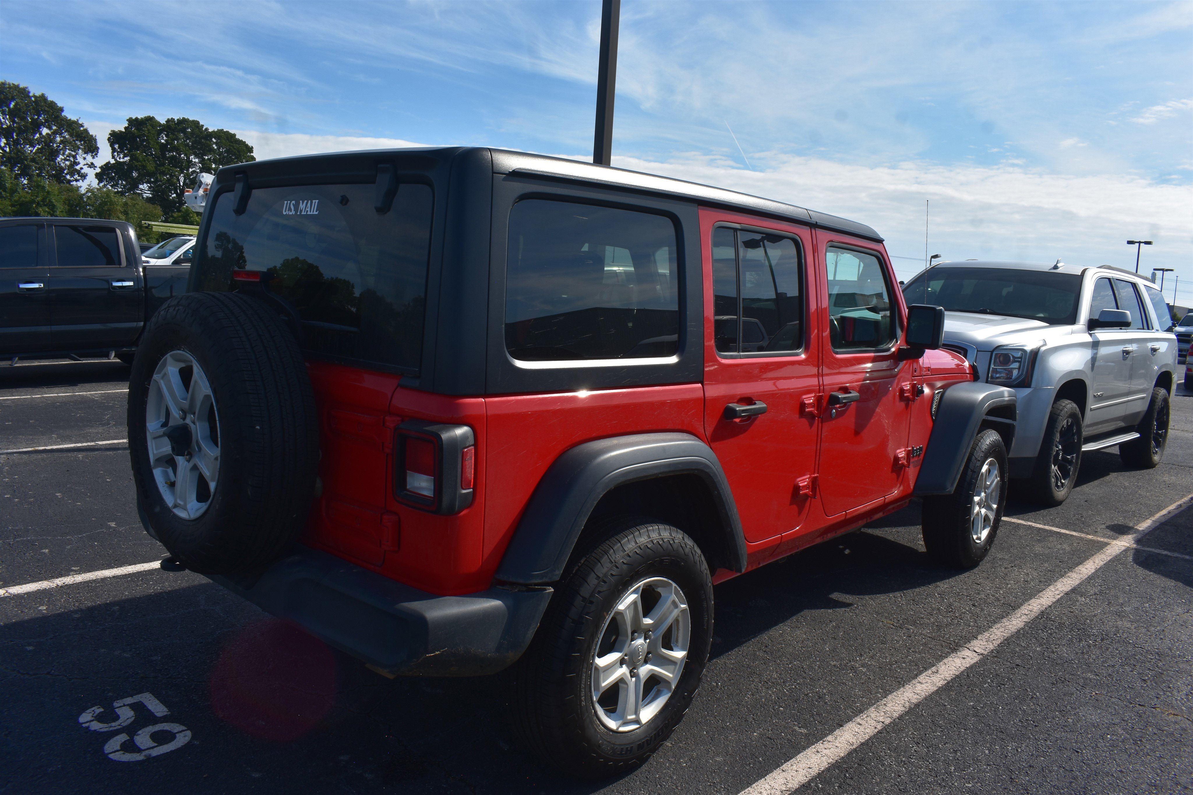 2021 Jeep Wrangler Unlimited Sport photo 2
