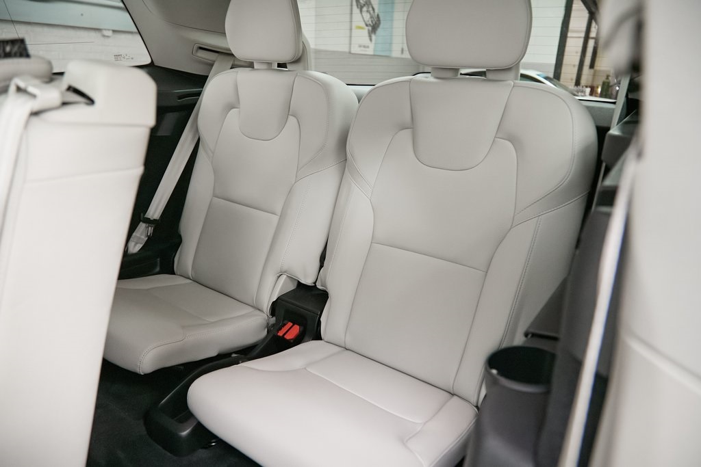 2023 VOLVO XC90 - Image 22
