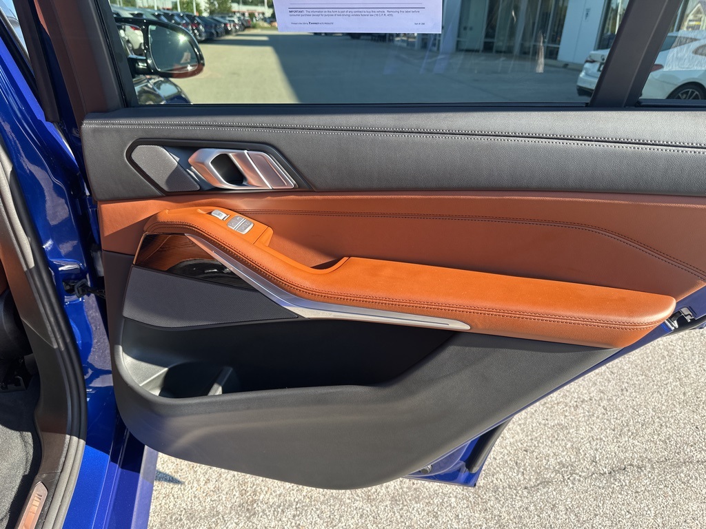 2025 Bmw X7 M60i photo 19