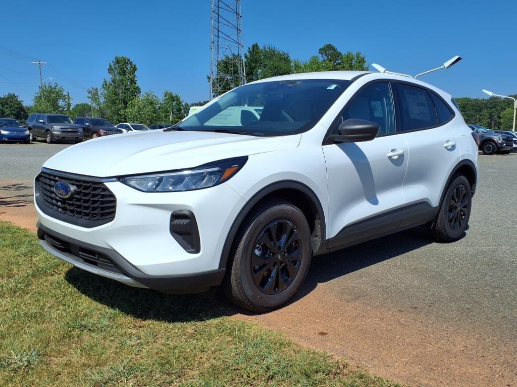 2025 Ford Escape Active's photo