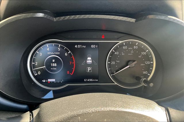 2023 Nissan Versa 1.6 SV photo 10