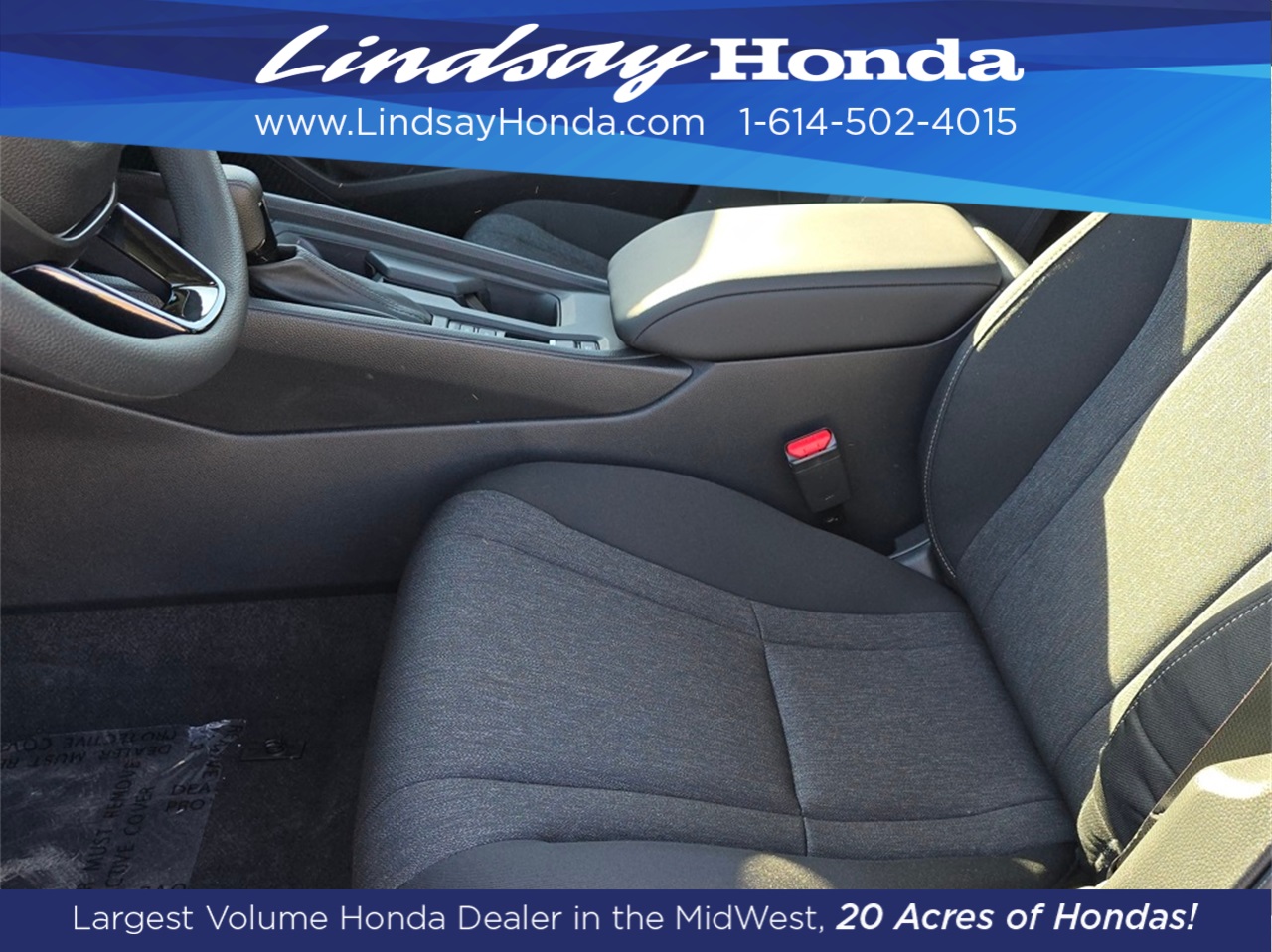 2025 Honda Accord LX photo 4