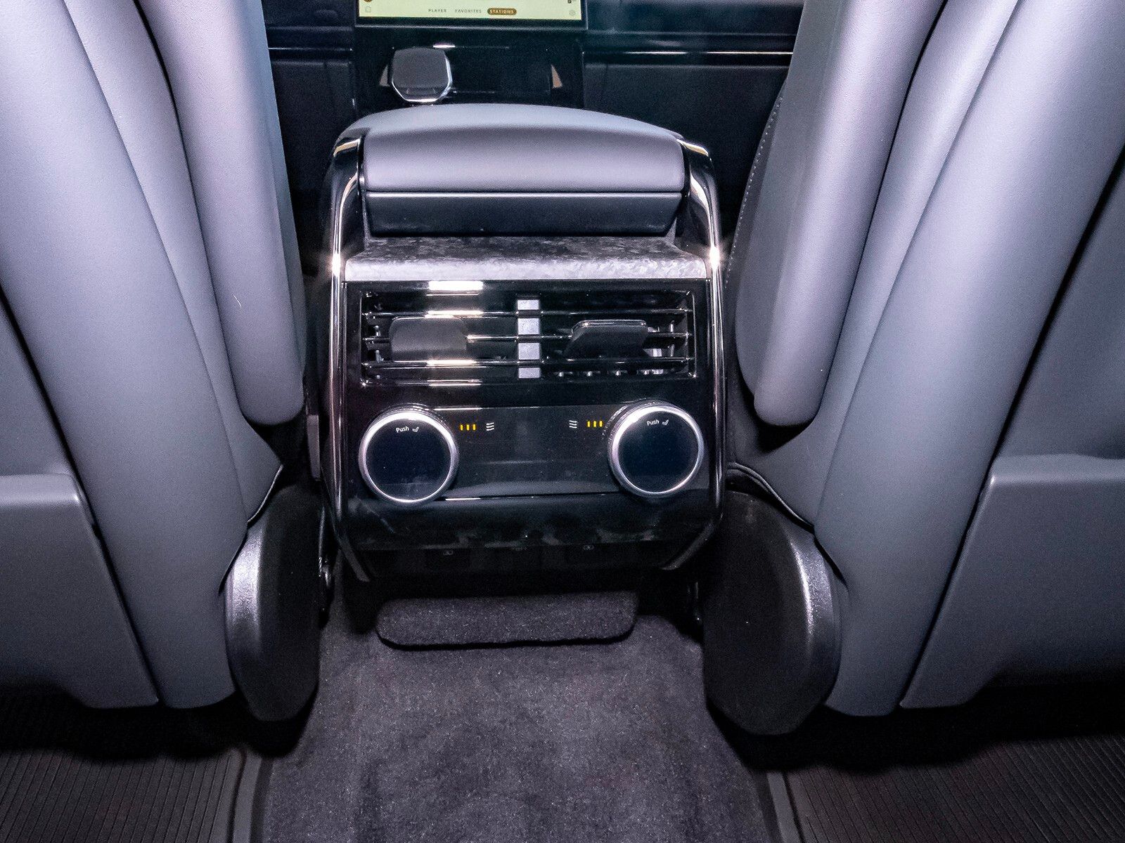 2025 Land Rover Range Rover Sport SE photo 41