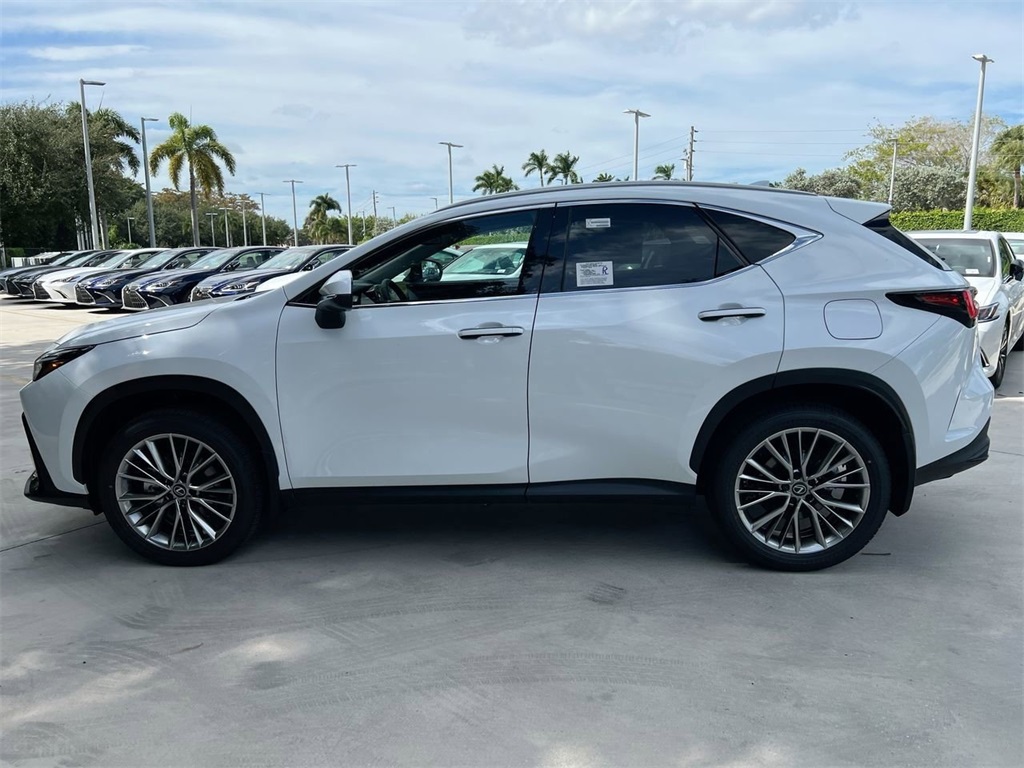 2026 Lexus NX 350h Premium photo 3
