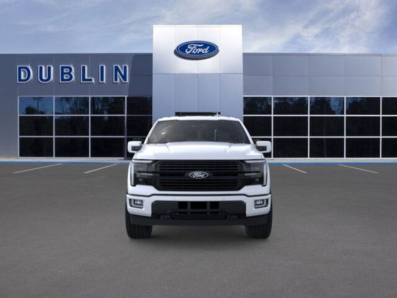 2025 Ford F-150 Platinum photo 4