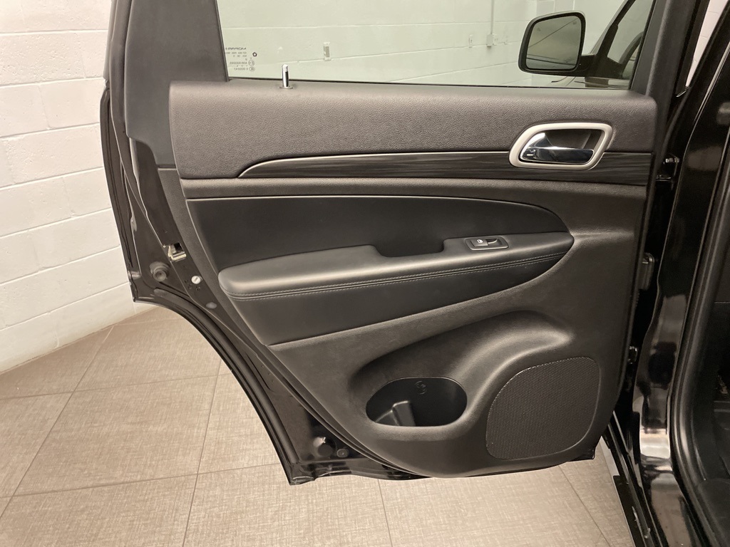 2019 Jeep Grand Cherokee Altitude photo 17