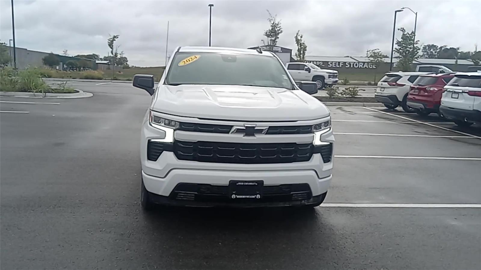 2024 Chevrolet Silverado 1500 RST photo 3