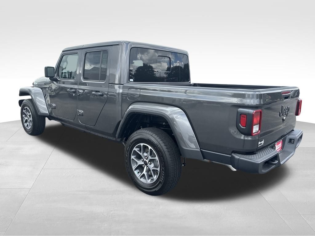2025 Jeep Gladiator Sport S photo 3