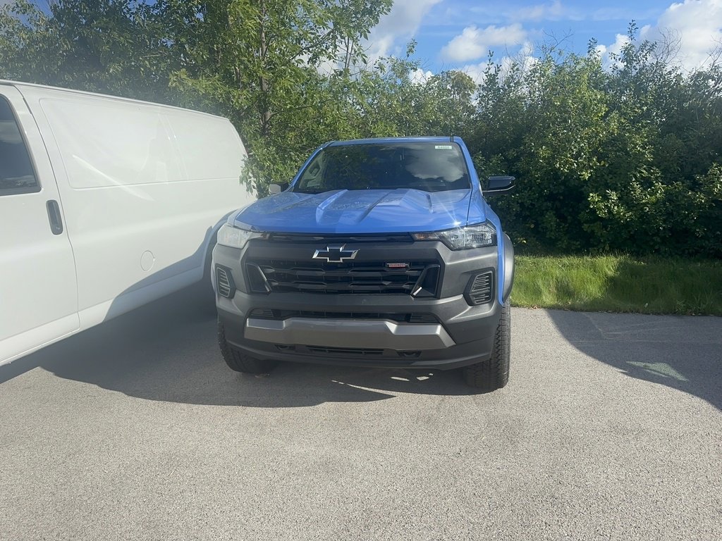 2026 Chevrolet Colorado Trail Boss photo 3