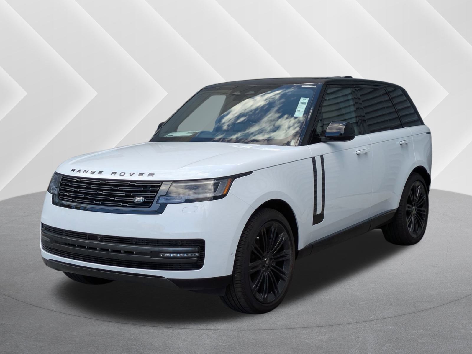 2025 Land Rover Range Rover SE's photo