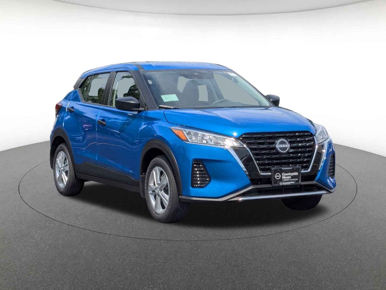 2025 Nissan Kicks Play S photo 3