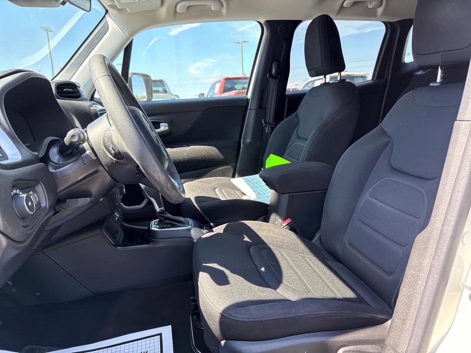 2019 Jeep Renegade Latitude photo 10