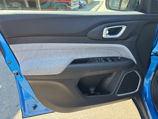 2022 Jeep Compass Latitude photo 17