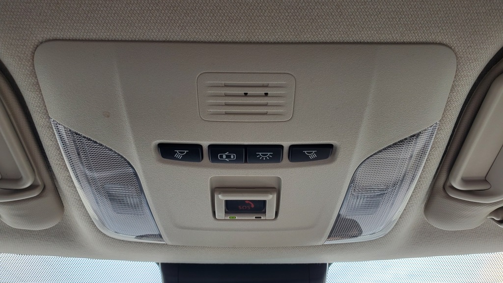2022 Toyota Corolla LE photo 25