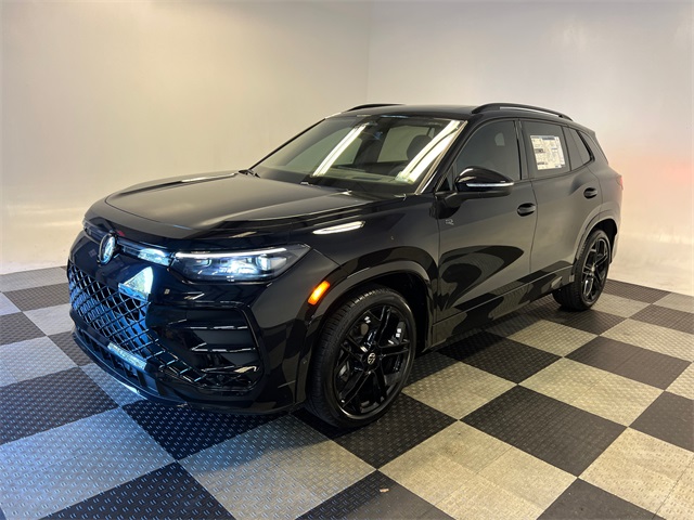 2026 Volkswagen Tiguan SE R-Line Black photo 3