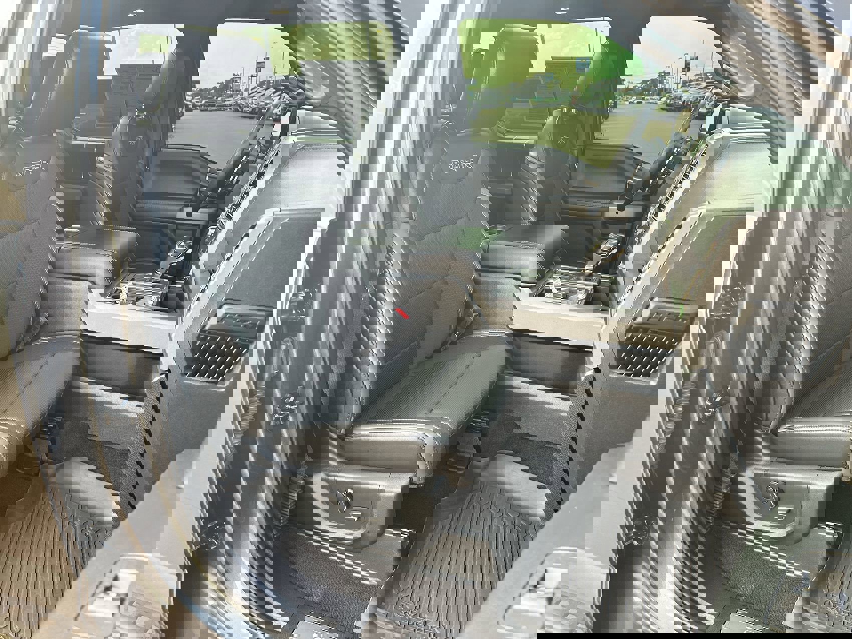 2020 Ford F-150 Raptor photo 24
