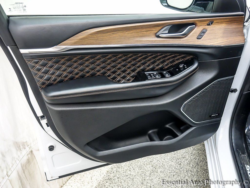 2022 JEEP GRAND CHEROKEE - Image 23