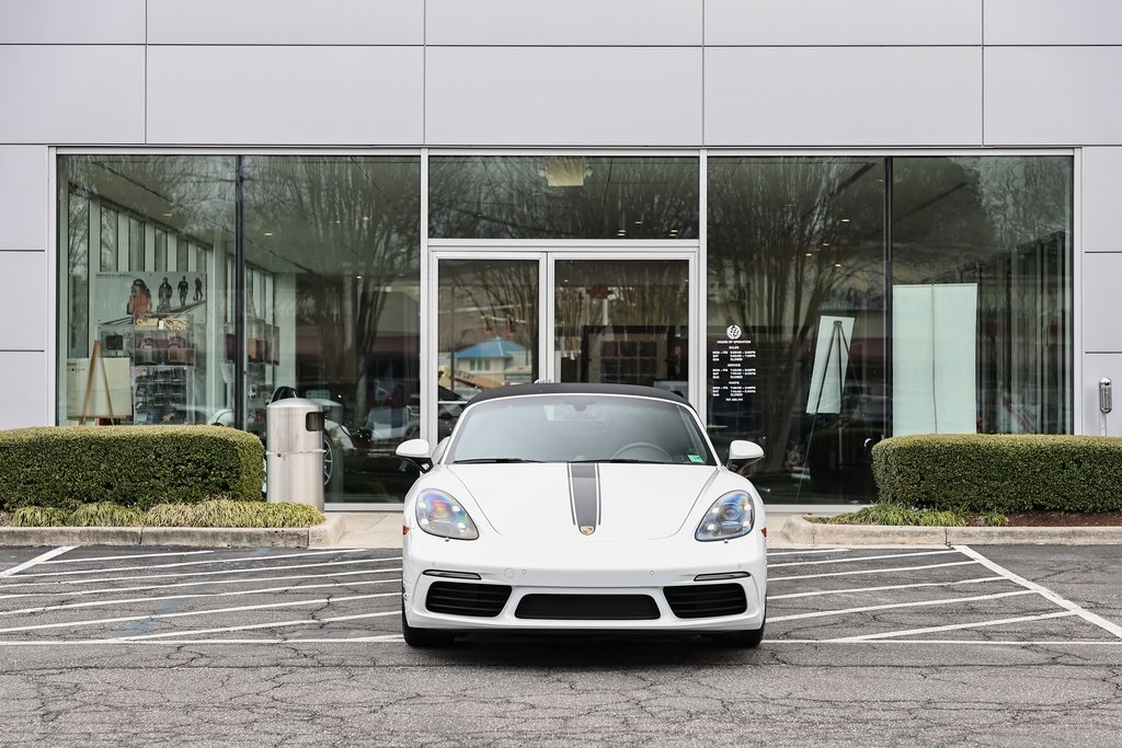 2024 Porsche Boxster photo 10