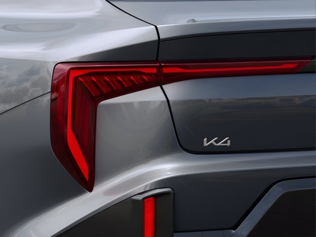 2025 Kia K4 GT-Line photo 10