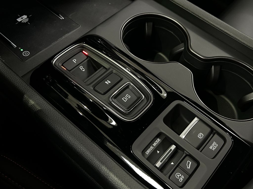 2025 Honda Pilot TrailSport photo 18