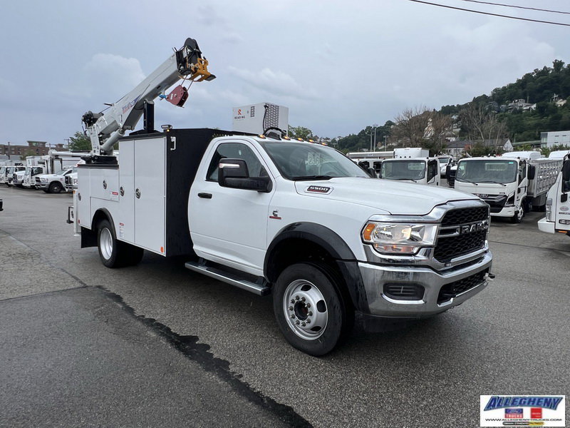2024 Ram 5500 Tradesman photo 4
