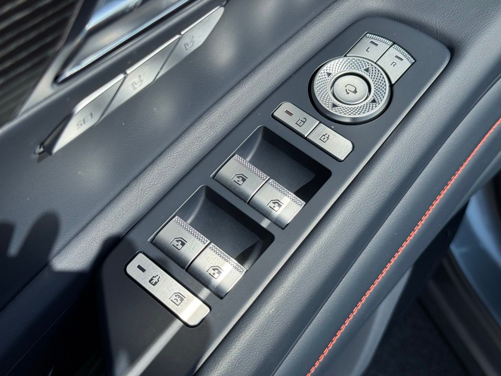 2025 Genesis GV80 Coupe 3.5T AWD photo 23