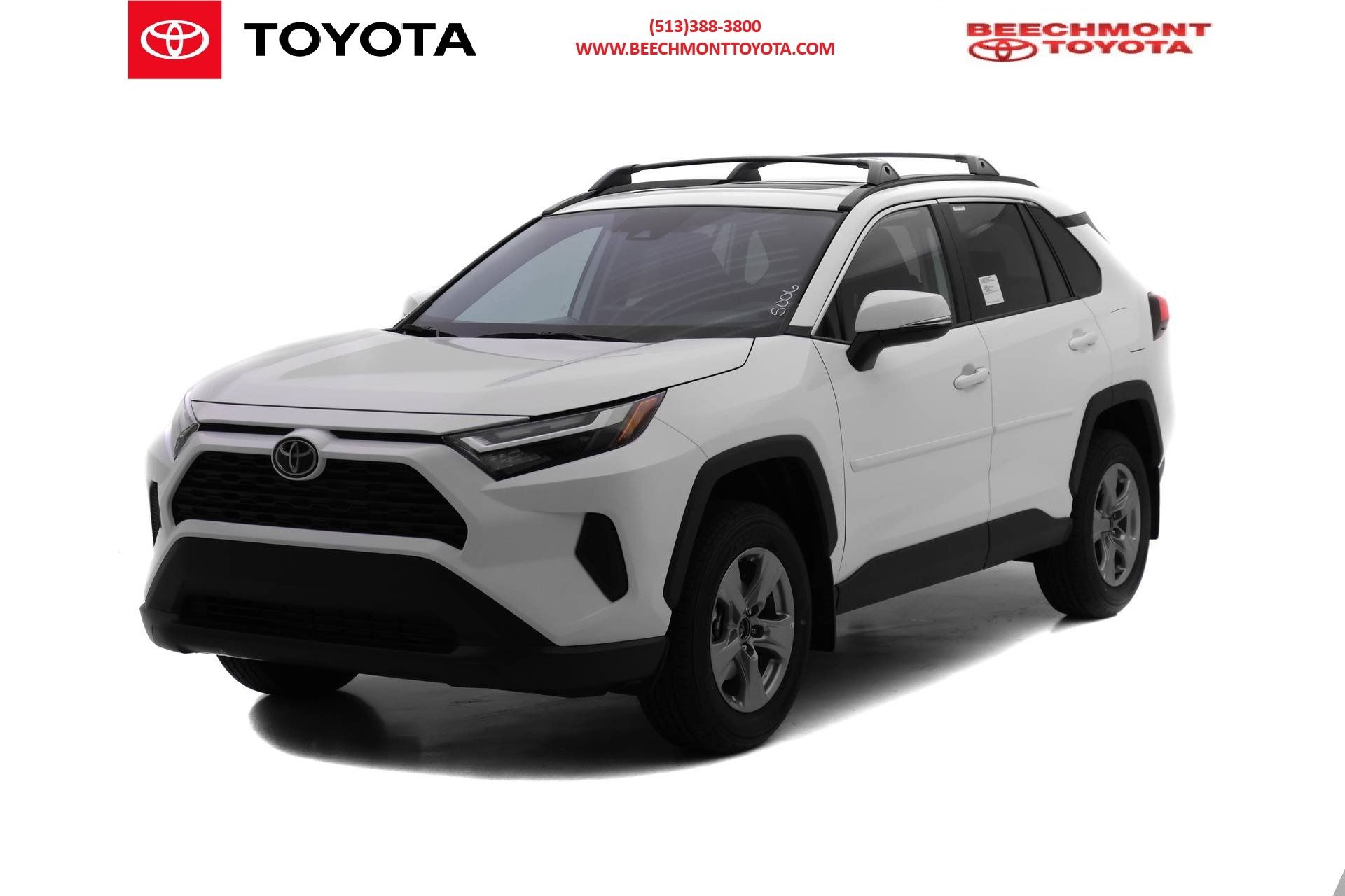 2025 Toyota RAV4 XLE's photo