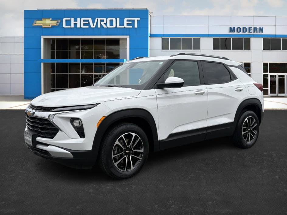 2025 Chevrolet Trailblazer LT's photo