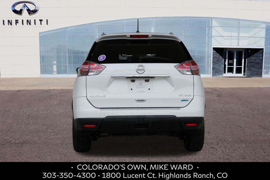 2014 Nissan Rogue SV photo 3