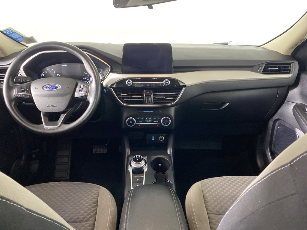 2020 Ford Escape SE photo 2