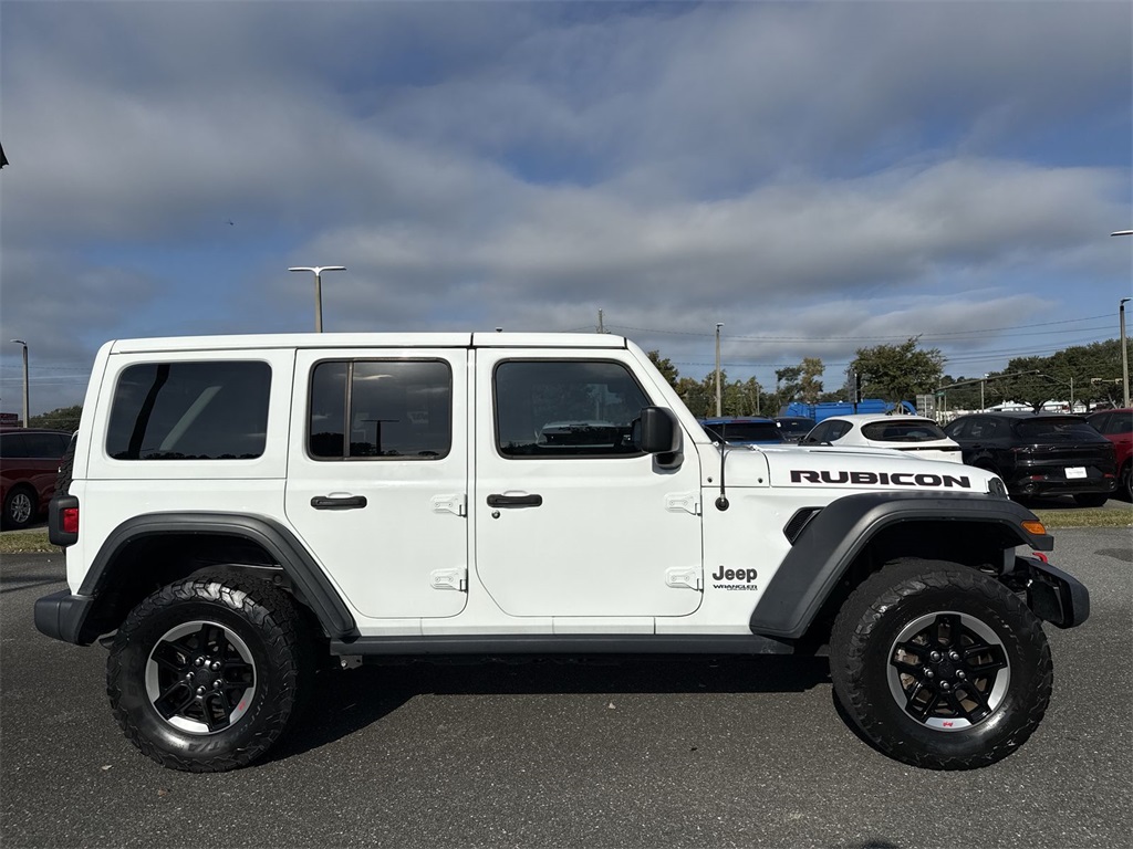 2018 Jeep Wrangler Unlimited Rubicon photo 2