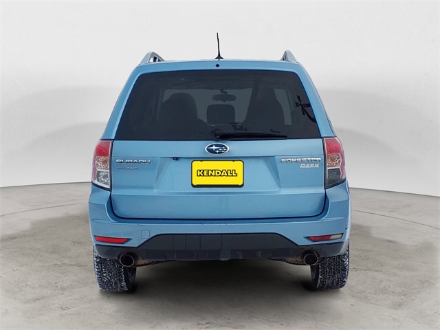 2012 Subaru Forester 2.5X Touring photo 3