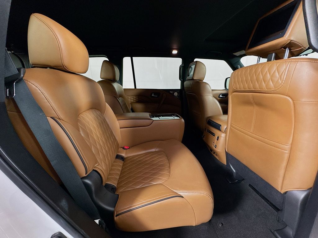2021 Infiniti QX80 Sensory photo 31