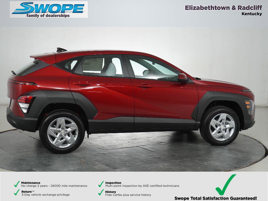 2026 Hyundai Kona SE photo 2